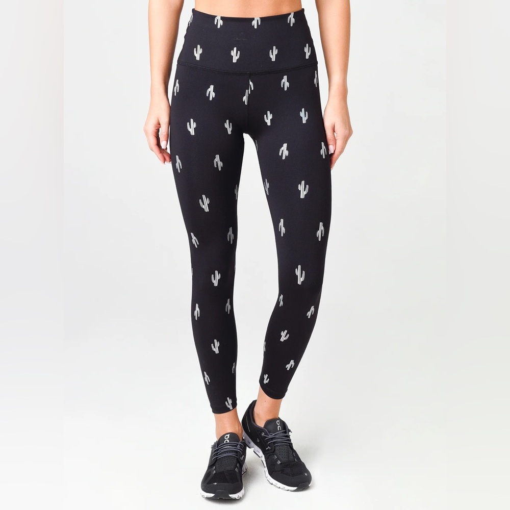Beyond Yoga Black and White Cactus Leggings
